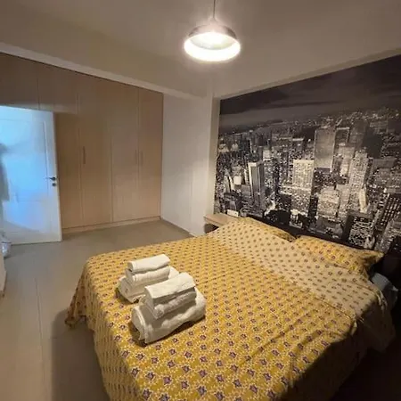 Dt Garden'S Apartment Drama Exterior photo
